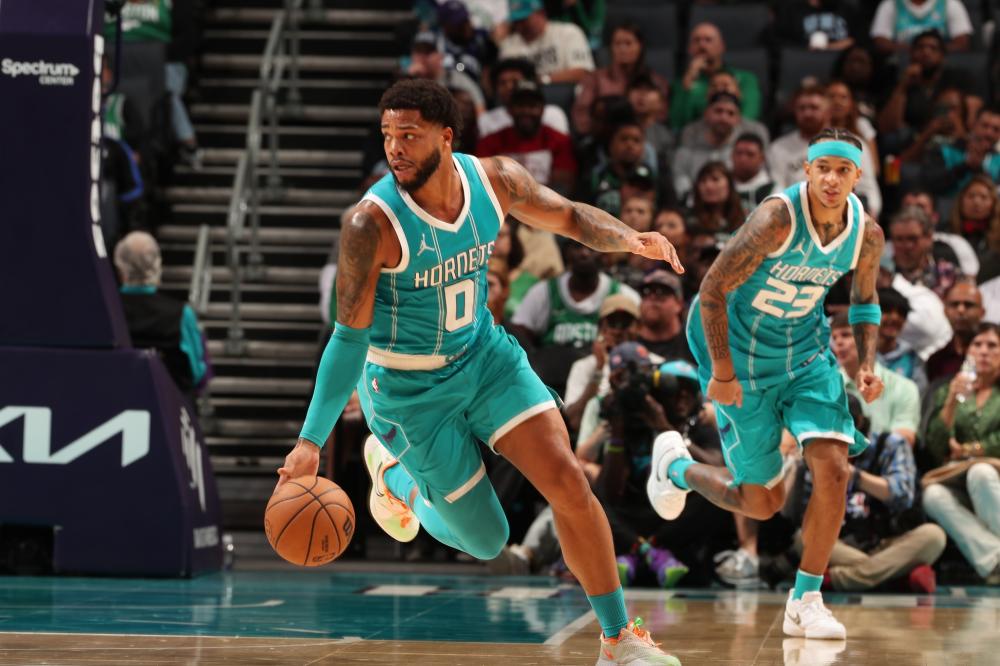 借主场优势 借主场优势